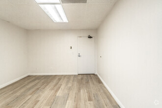 3820 Del Amo Blvd, Torrance, CA for lease Interior Photo- Image 2 of 4