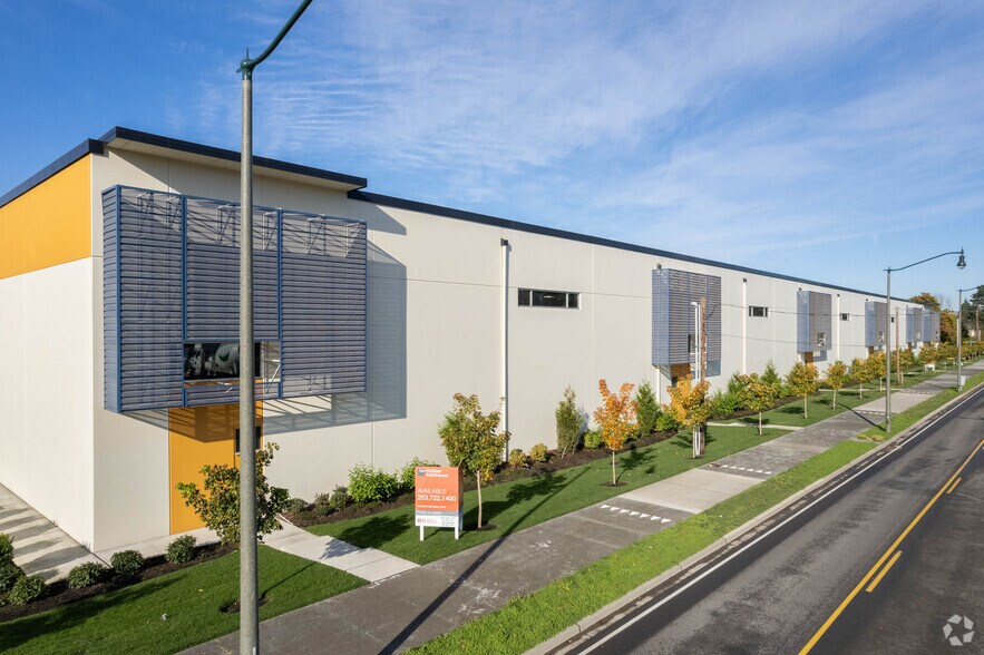 109 Roy Rd SE, Pacific, WA à louer - Photo du bâtiment - Image 2 de 6