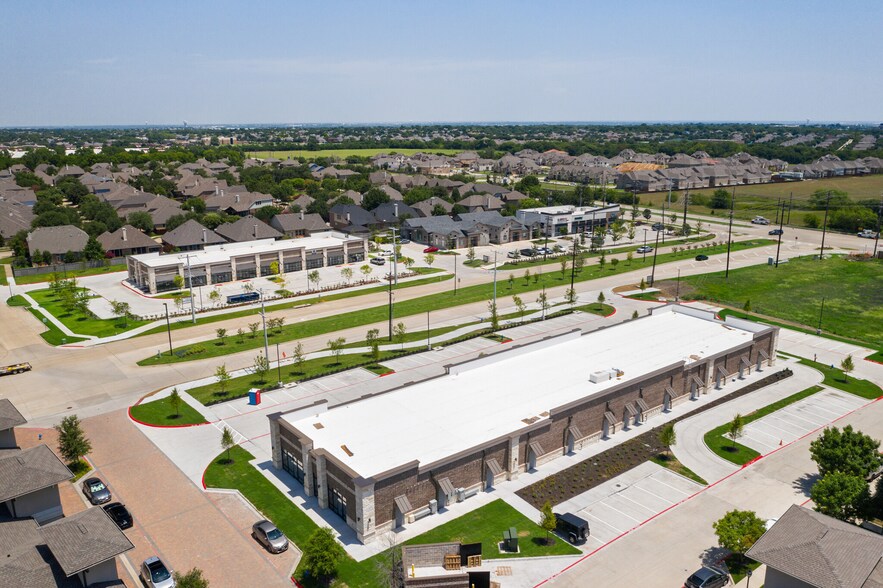 5121 Collin McKinney Pky, McKinney, TX à louer - Photo du bâtiment - Image 3 de 15