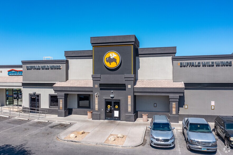 150 E Centennial Pky, North Las Vegas, NV à louer - Photo du bâtiment - Image 3 de 9