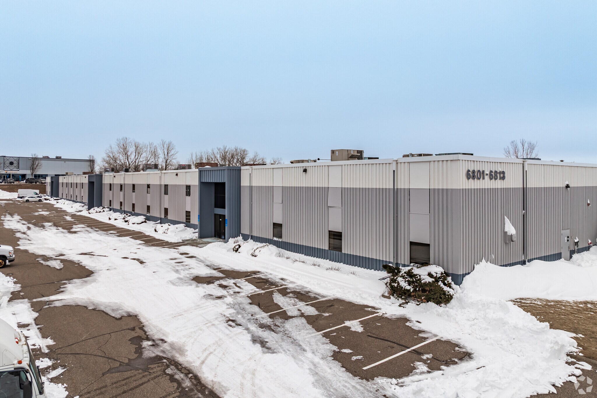 6801-6813 Shady Oak Rd, Eden Prairie, MN for lease Primary Photo- Image 1 of 6