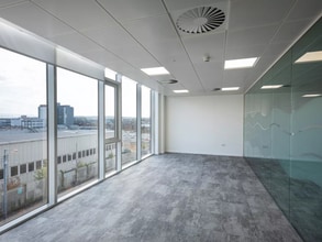 144 Elliot St, Glasgow for lease Interior Photo- Image 1 of 2