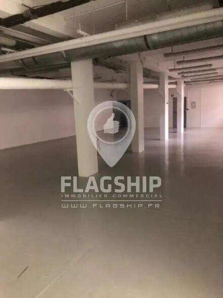 Retail in Boulogne-Billancourt for lease - Interior Photo - Image 3 of 6