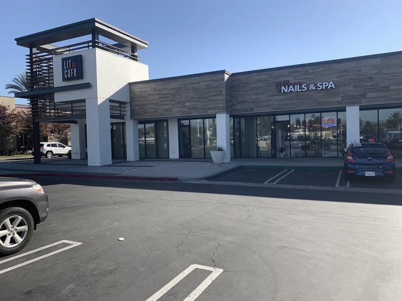 1081 N Tustin Ave, Anaheim, CA for sale - Building Photo - Image 3 of 6