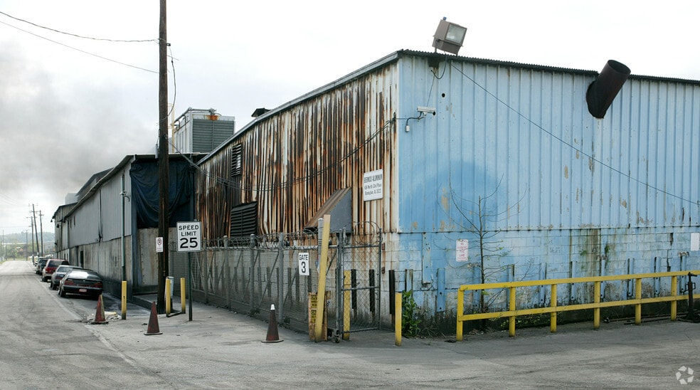 616 33rd Pl N, Birmingham, AL for sale - Building Photo - Image 2 of 7