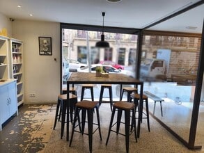 Retail in Barcelona, Barcelona for lease Interior Photo- Image 1 of 17