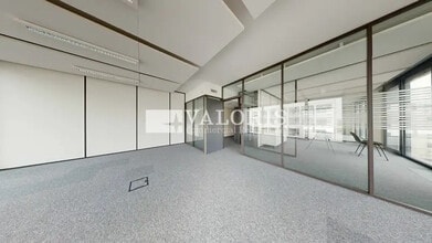 8 Rue Maurice Moissonnier, Vaulx-en-Velin à louer Photo intérieure- Image 1 de 7