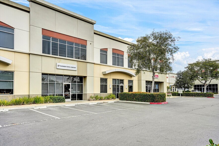 2221-2239 Harbor Bay Pky, Alameda, CA à vendre - Photo du bâtiment - Image 3 de 26