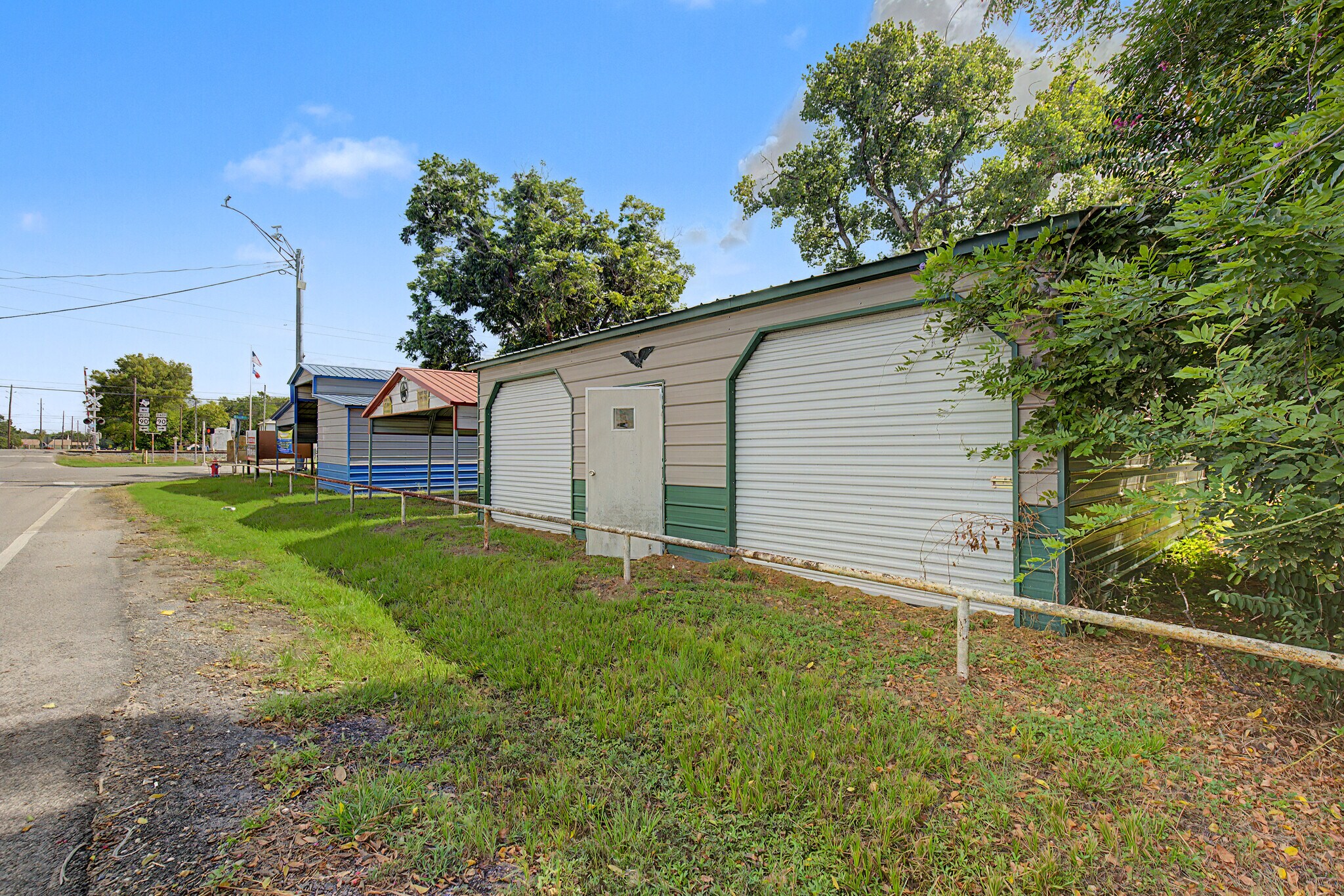 940 Waller ave, Brookshire, TX for sale Primary Photo- Image 1 of 71