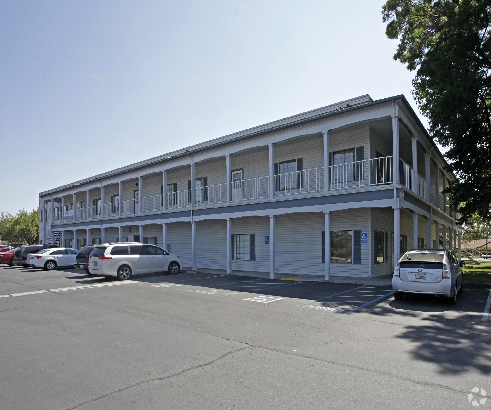 10390 Coloma Rd, Rancho Cordova, CA à vendre Photo principale- Image 1 de 13