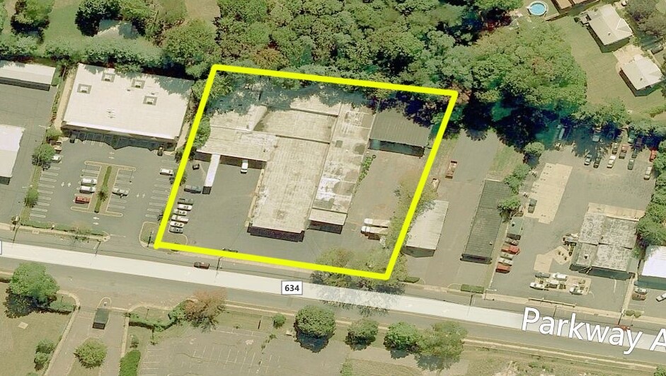 1515 Parkway Ave, Ewing, NJ à vendre - Photo du bâtiment - Image 3 de 4