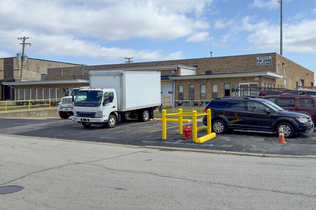 Plus de détails pour 11743 S Mayfield Ave, Alsip, IL - Industriel à louer