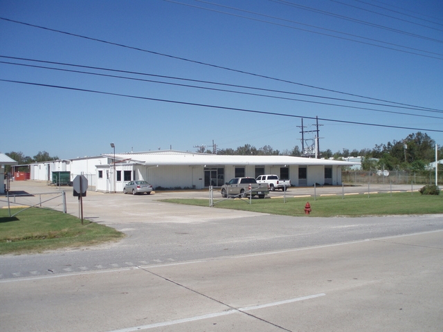 10656 LA Hwy 23, Belle Chasse, LA for sale - Primary Photo - Image 1 of 1