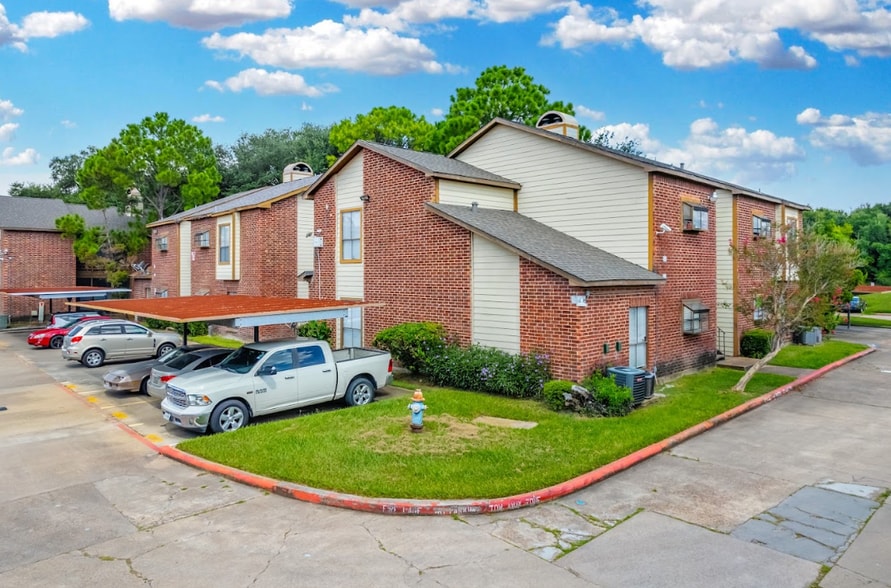 8430 Antoine Dr, Houston, TX for sale - Building Photo - Image 2 of 5