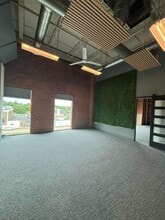 91 N Saginaw St, Pontiac, MI for lease Interior Photo- Image 2 of 3