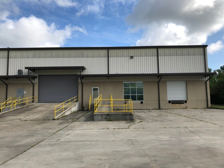 176 Pine Barren Rd, Pooler, GA à louer - Photo du bâtiment - Image 2 de 6
