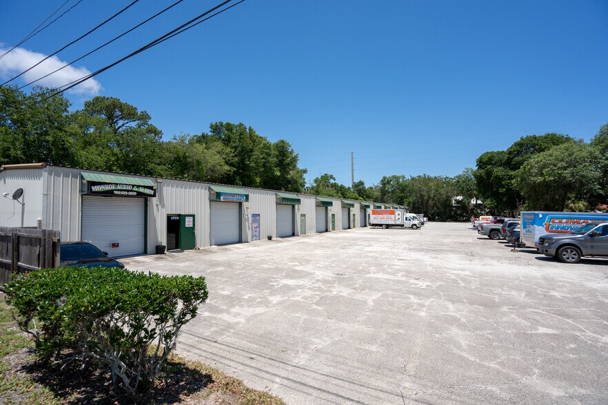 50 S Dixie Hwy, Saint Augustine, FL à louer - Photo du bâtiment - Image 2 de 4