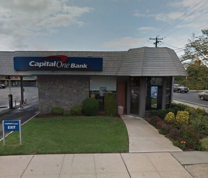 115 Main St, East Rockaway, NY à louer - Photo du bâtiment - Image 3 de 12