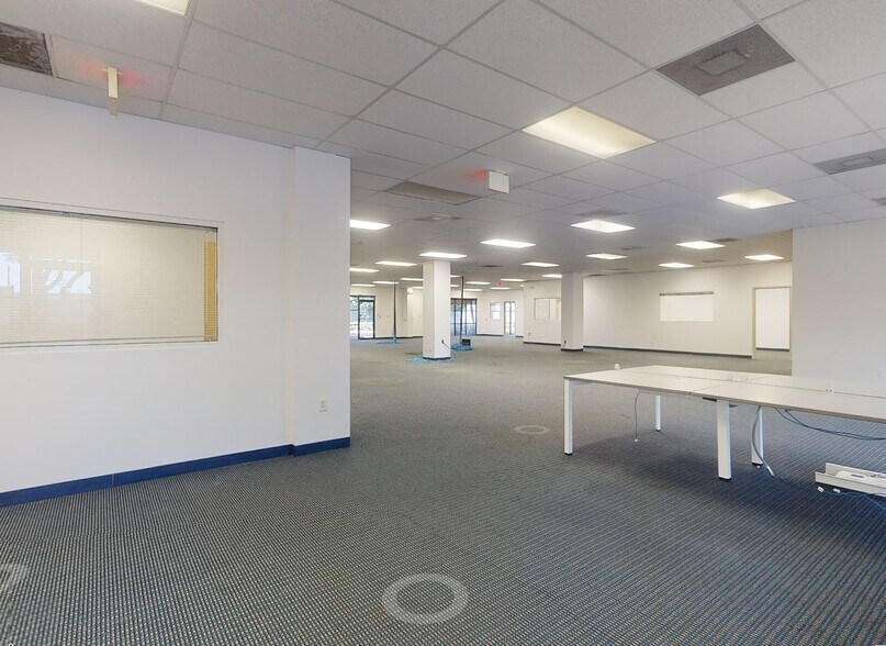 4101 Ravenswood Rd, Dania Beach, FL à louer - Numérisation 3D de Matterport - Image 2 de 14