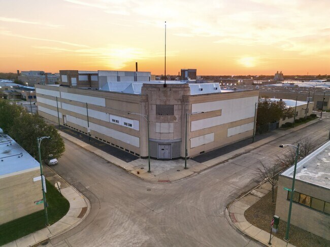 Plus de détails pour 4500 S Tripp Ave, Chicago, IL - Industriel à vendre