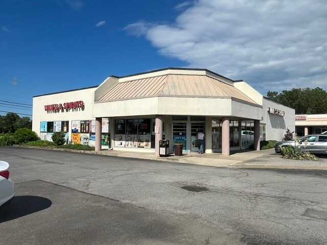 3670 Mount Read Blvd, Rochester, NY à louer - Photo du bâtiment - Image 3 de 10