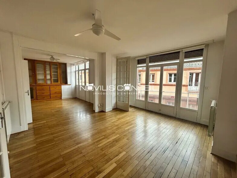 Bureau dans Toulouse à louer - Photo du bâtiment - Image 1 de 8