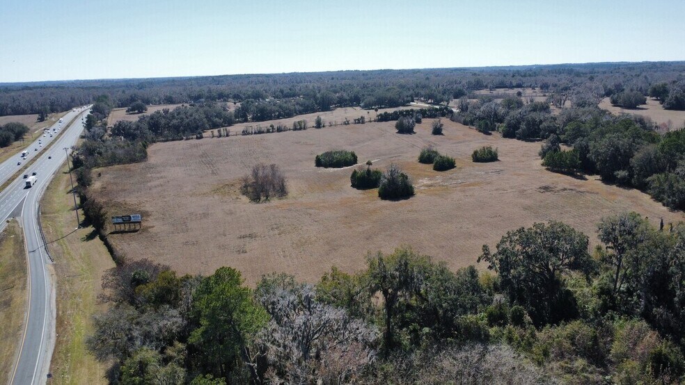 7562 W Highway 318, Reddick, FL à vendre - Photo du bâtiment - Image 3 de 8