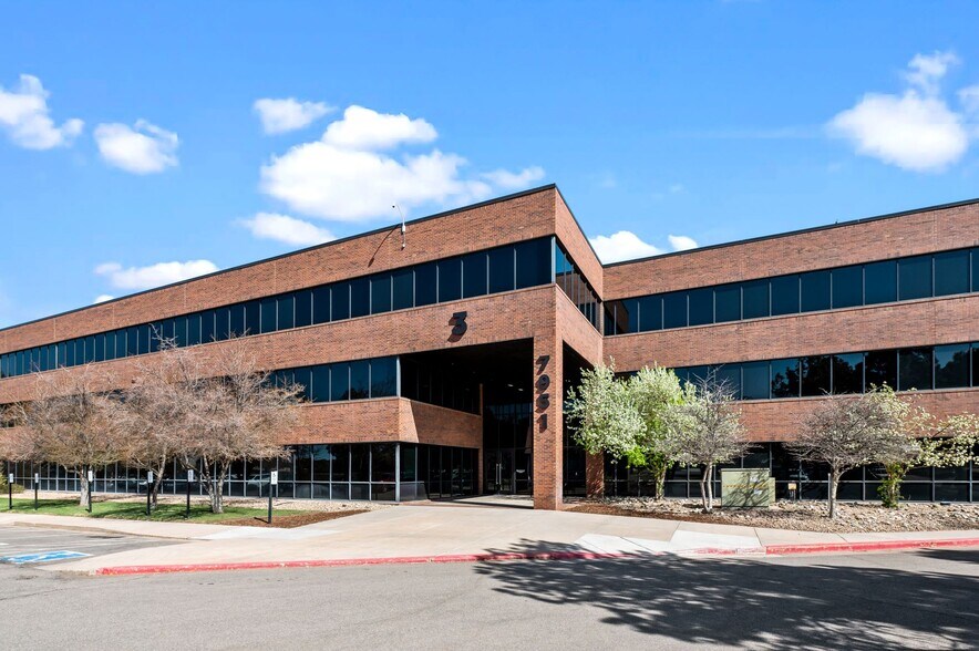 7951 E Maplewood Ave, Greenwood Village, CO for lease - Building Photo - Image 1 of 13