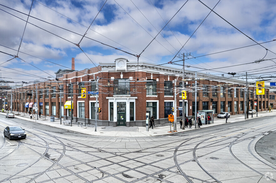 1201-1209 King St W, Toronto, ON for lease - Building Photo - Image 1 of 7