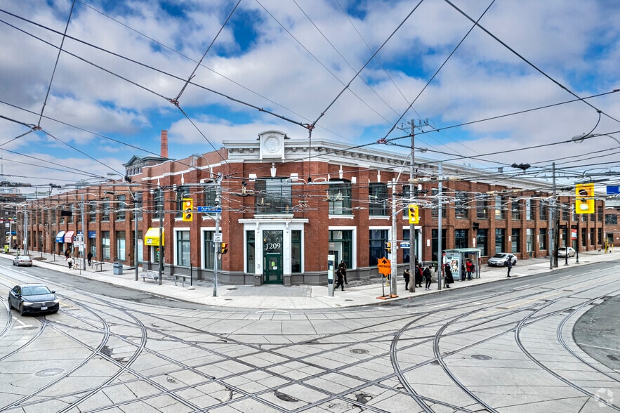 1201-1209 King St W, Toronto, ON à louer - Photo du bâtiment - Image 1 de 7