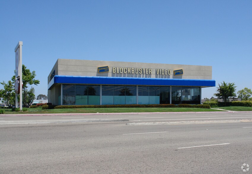 5604-5620 Balboa Ave, San Diego, CA à louer - Photo du bâtiment - Image 2 de 2