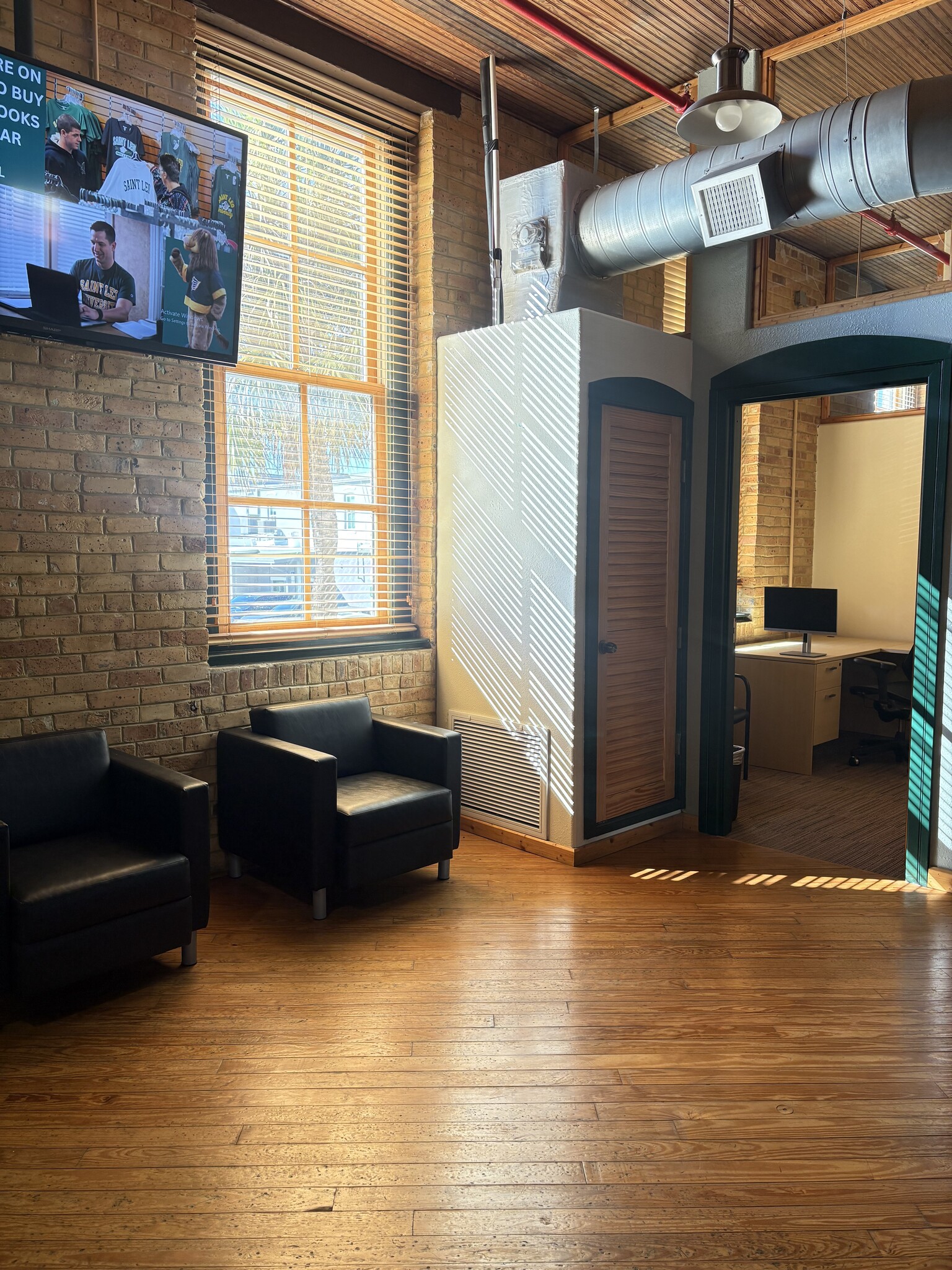 1403 N Howard Ave, Tampa, FL for lease Interior Photo- Image 1 of 6