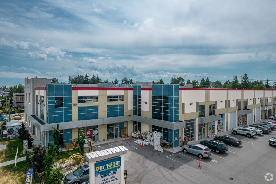 7825 128 St, Surrey, BC à louer - Photo principale - Image 1 de 4