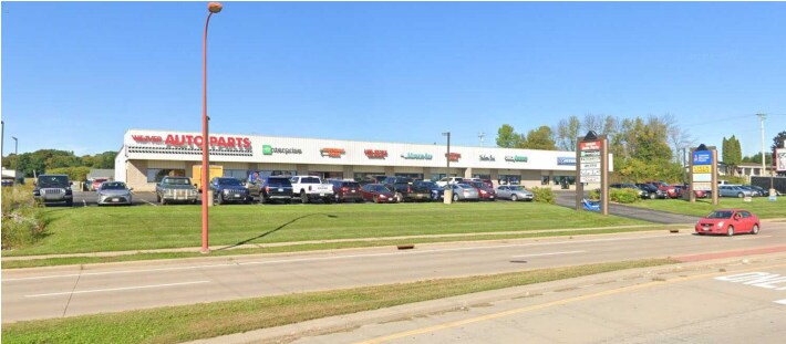 614-630 Wisconsin 136, Baraboo, WI à louer - Photo du bâtiment - Image 3 de 3