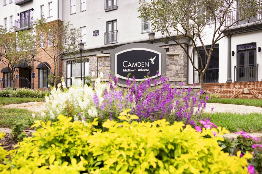 265 Ponce de Leon Ave NE, Atlanta, GA for lease - Building Photo - Image 2 of 5