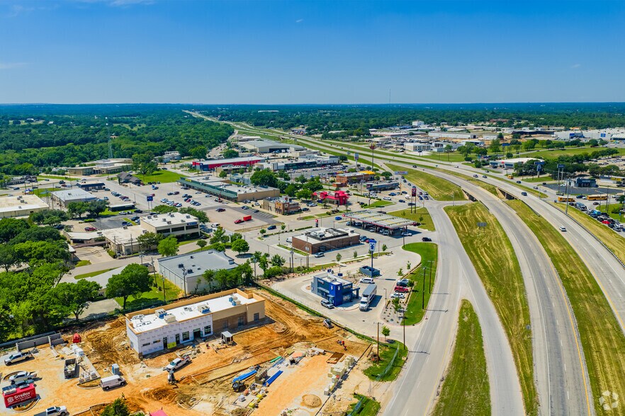 605 Northwest Pky, Azle, TX à louer - Aérien - Image 3 de 7