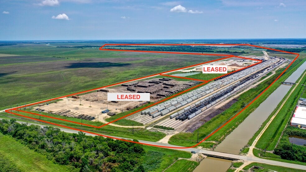 14600 Hatcherville Rd, Baytown, TX for lease - Building Photo - Image 3 of 6