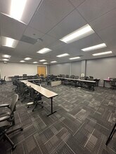 6600 SW 105th Ave, Beaverton, OR for lease Interior Photo- Image 1 of 7