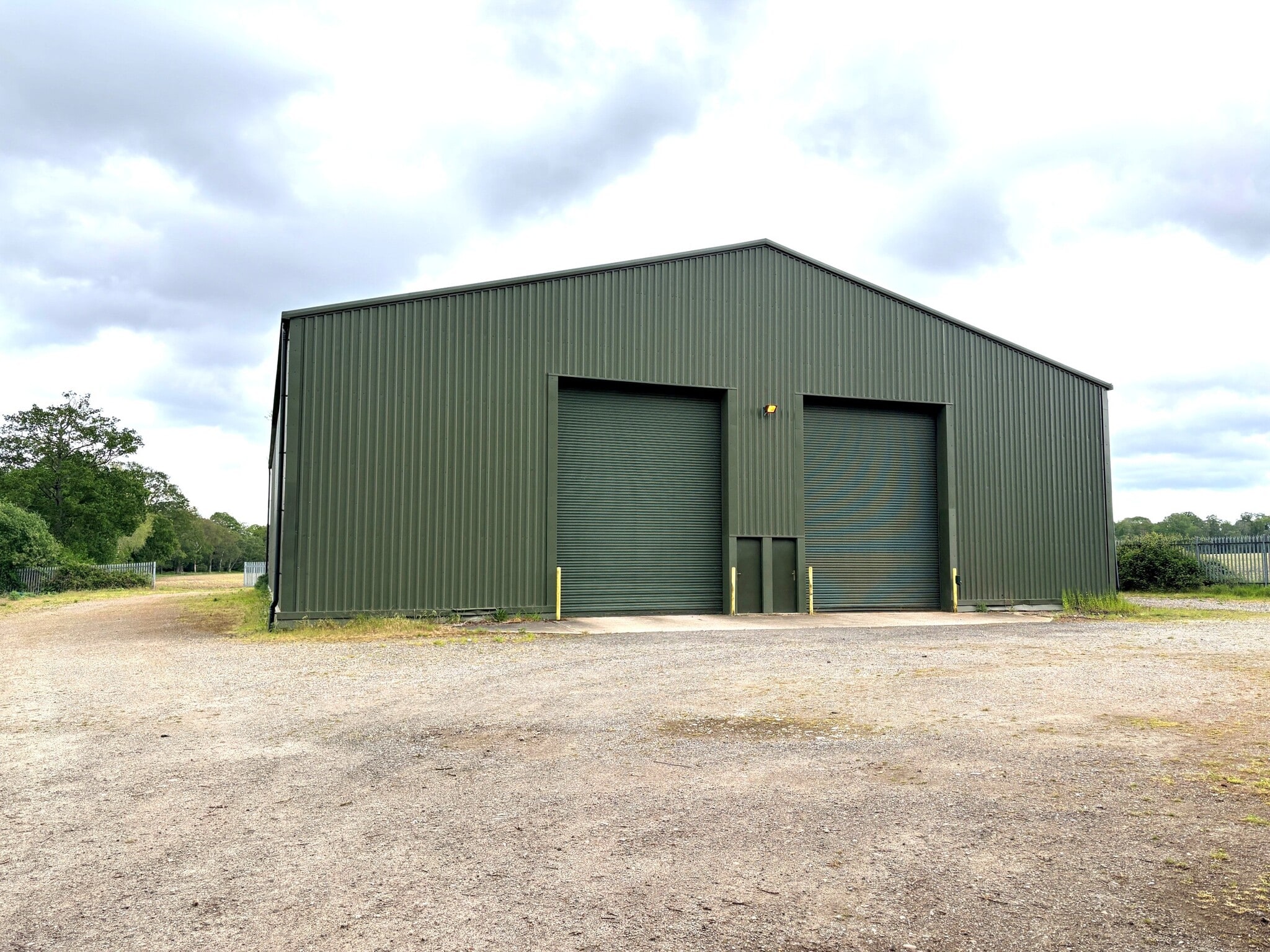 Forest Rd, Wokingham for lease Building Photo- Image 1 of 2