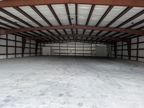365 Nypro Ln, Dothan, AL for lease Interior Photo- Image 1 of 24