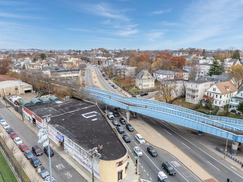 310 Columbia Rd, Boston, MA à louer - Photo du bâtiment - Image 1 de 12