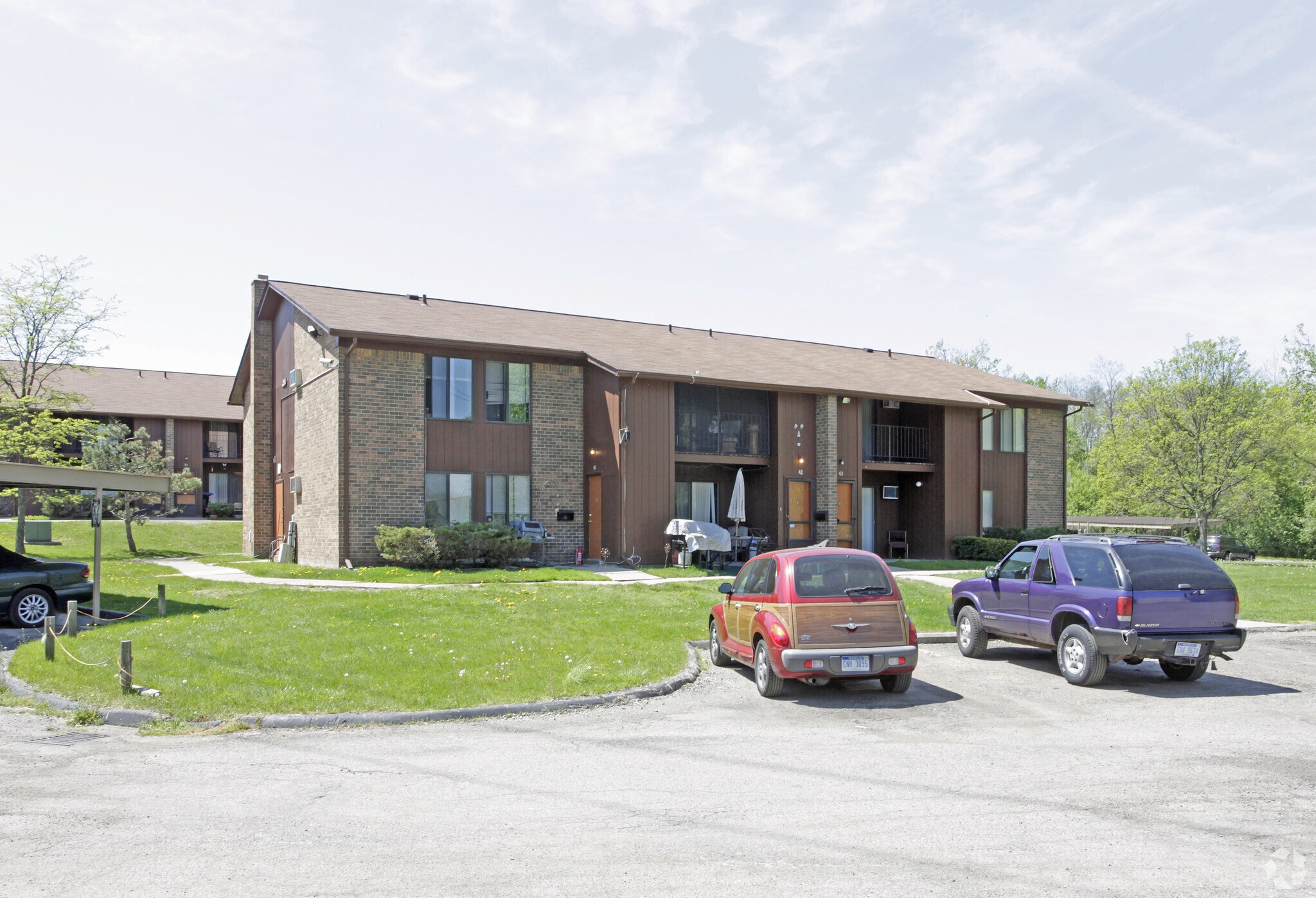 4 Perry Place Dr, Pontiac, MI for sale Primary Photo- Image 1 of 1