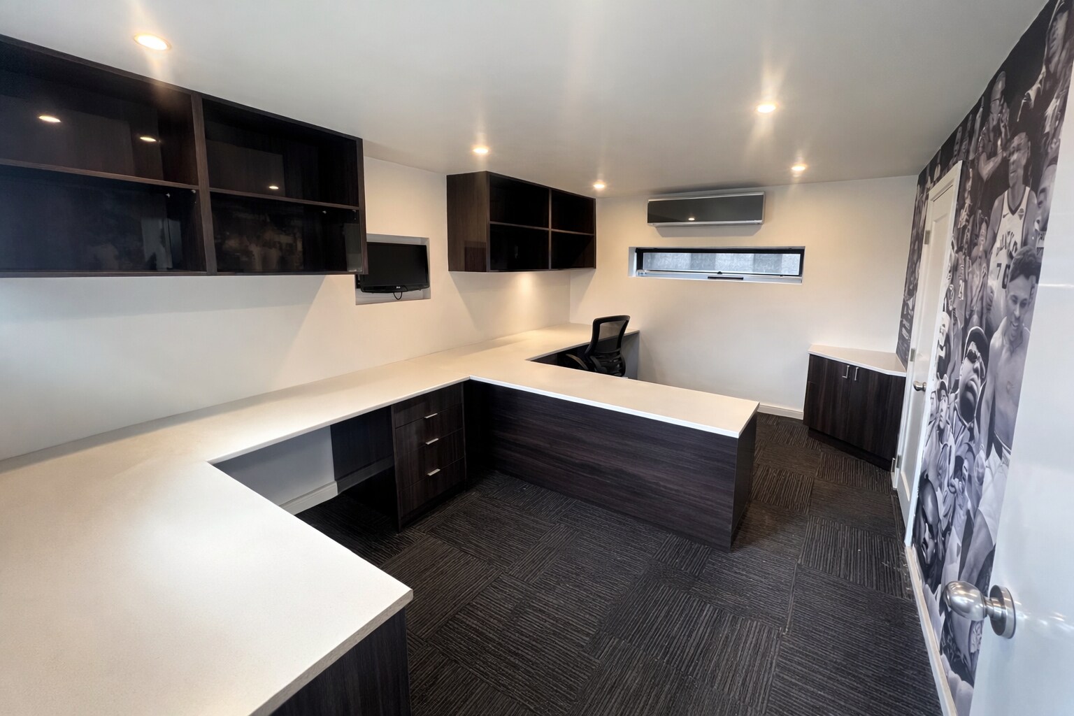 47 Railway Ave, Werribee for lease Interior Photo- Image 1 of 2