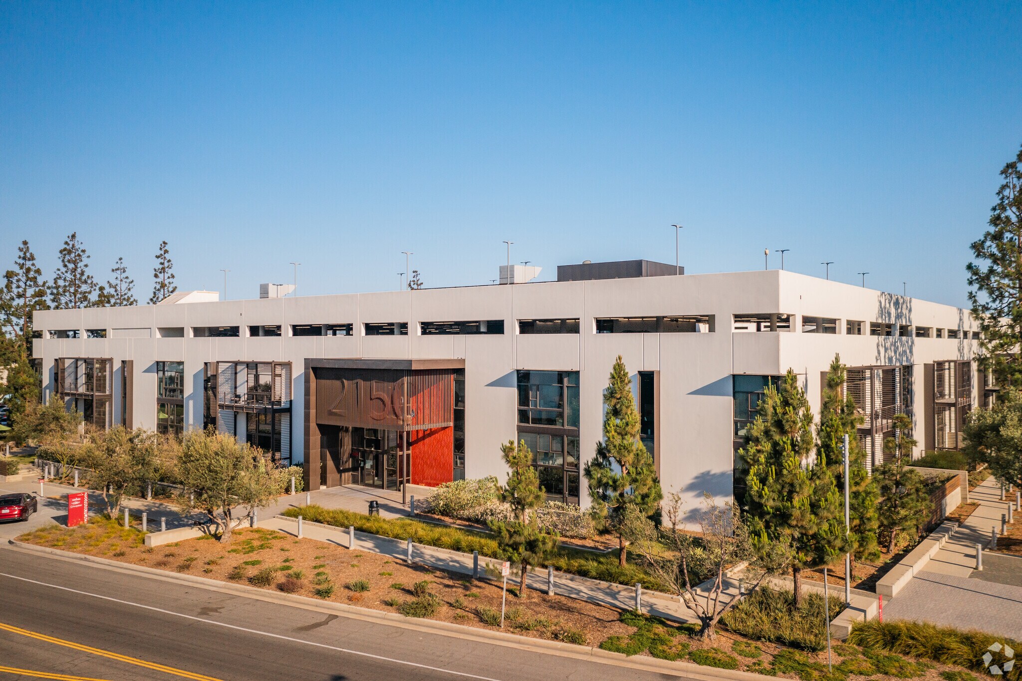 800 Apollo St, El Segundo, CA for lease Building Photo- Image 1 of 12