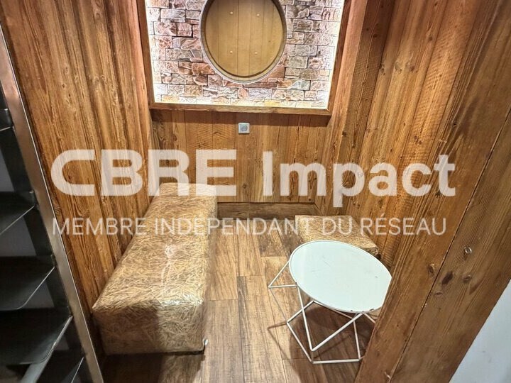 61 Rue De La Liberté, Dijon for lease - Interior Photo - Image 2 of 3