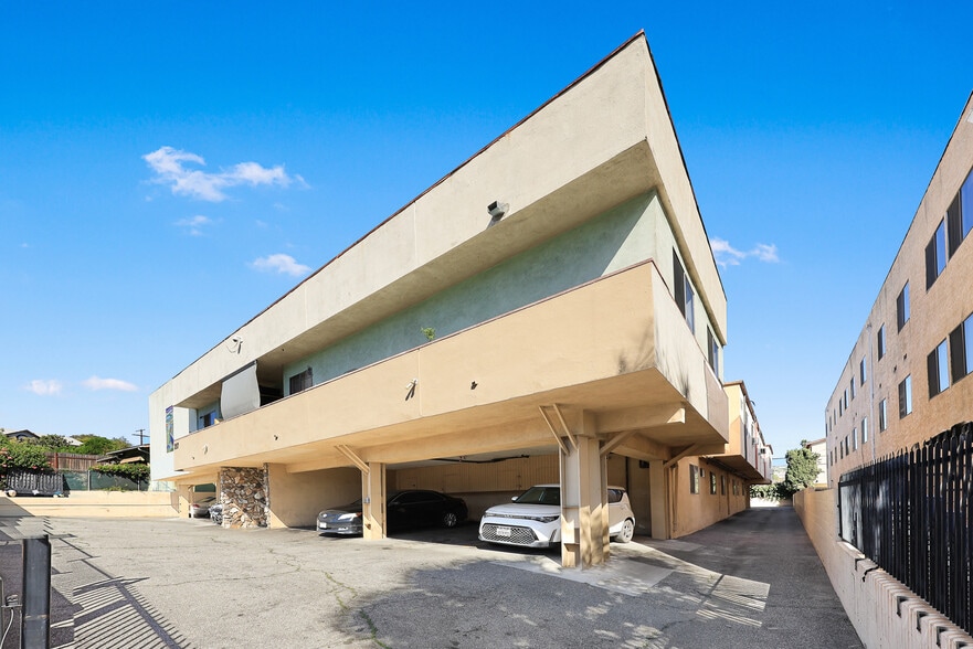 217 S Avenue 54, Los Angeles, CA for sale - Building Photo - Image 3 of 18