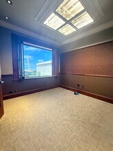 851 Fort Street Mall, Honolulu, HI for lease Interior Photo- Image 2 of 4