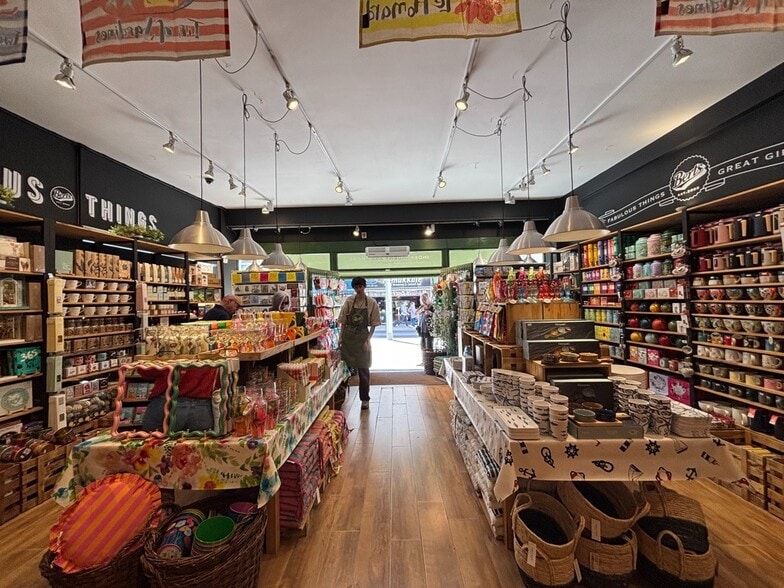 155 Western Rd, Brighton for lease - Interior Photo - Image 2 of 3