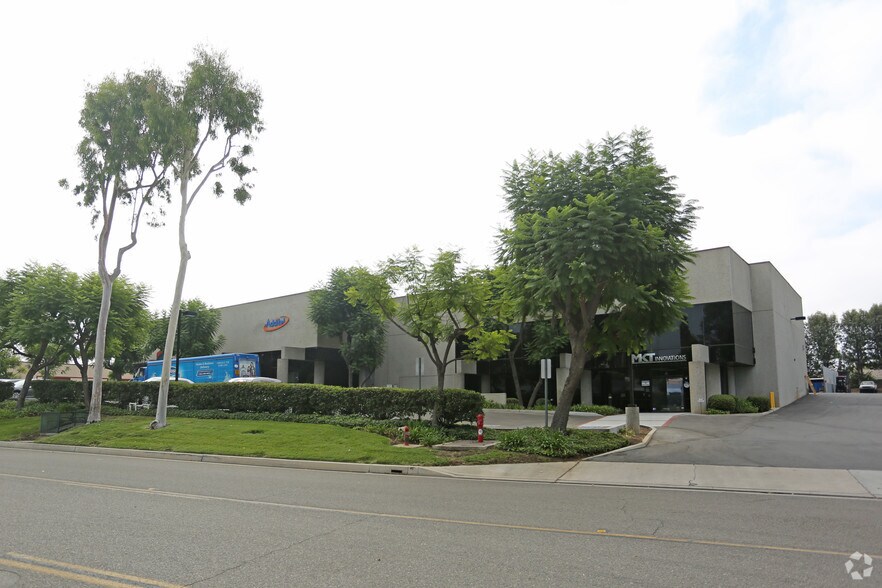 2900 Saturn St, Brea, CA à vendre - Photo du bâtiment - Image 3 de 5