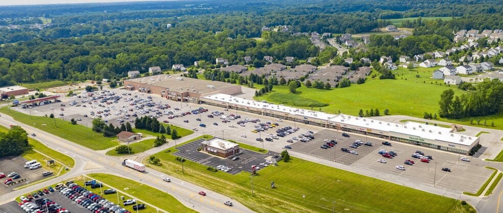 350-470 E Broad St, Pataskala, OH à louer - Photo du bâtiment - Image 3 de 4